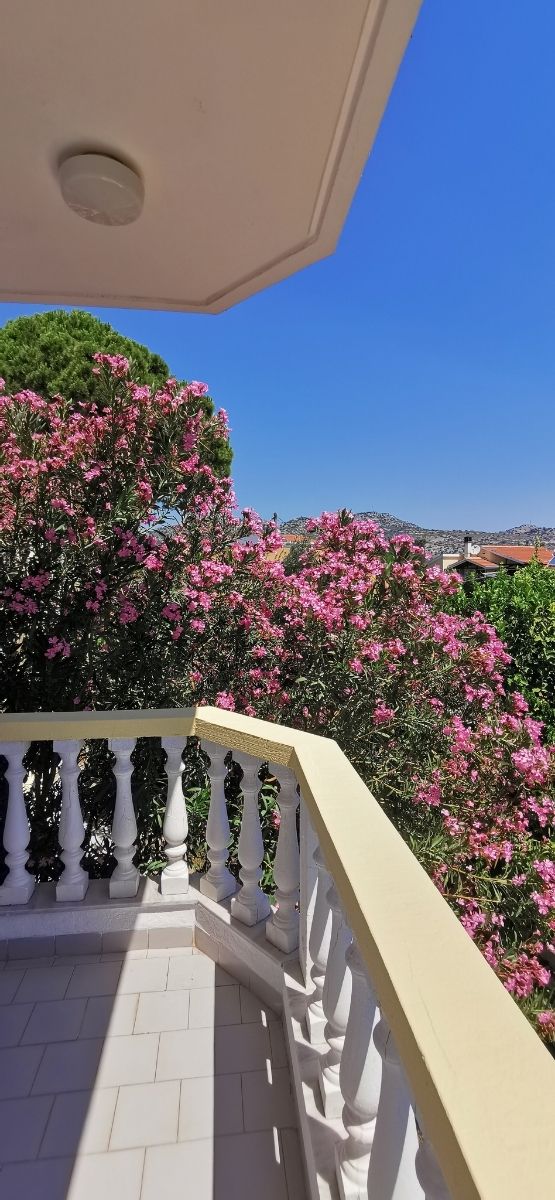 Familienzimmer, Balkon, Gartenblick