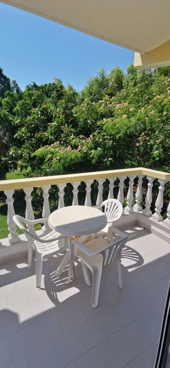 Familienzimmer, Balkon, Gartenblick
